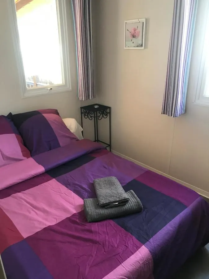 Mobilhome En Face Des Plages Hyeres